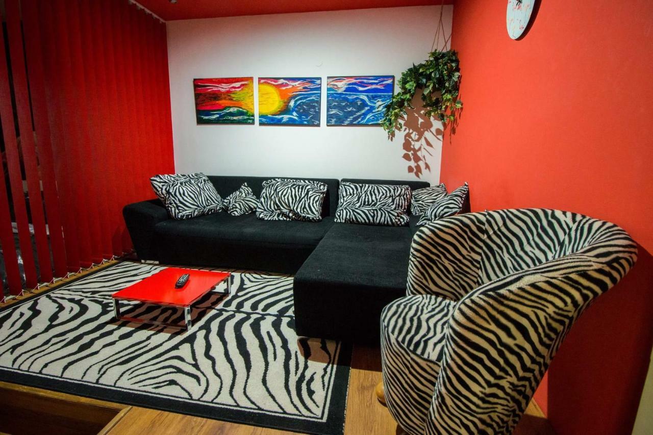 Flamingos Apartman & Fitness Centar Osijek - Blizina Bolnice Kbc Osijek Exterior photo