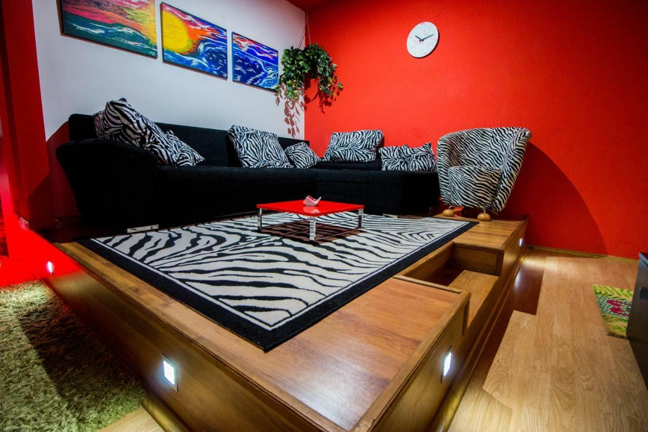 Flamingos Apartman & Fitness Centar Osijek - Blizina Bolnice Kbc Osijek Exterior photo