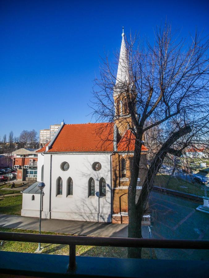 Flamingos Apartman & Fitness Centar Osijek - Blizina Bolnice Kbc Osijek Exterior photo